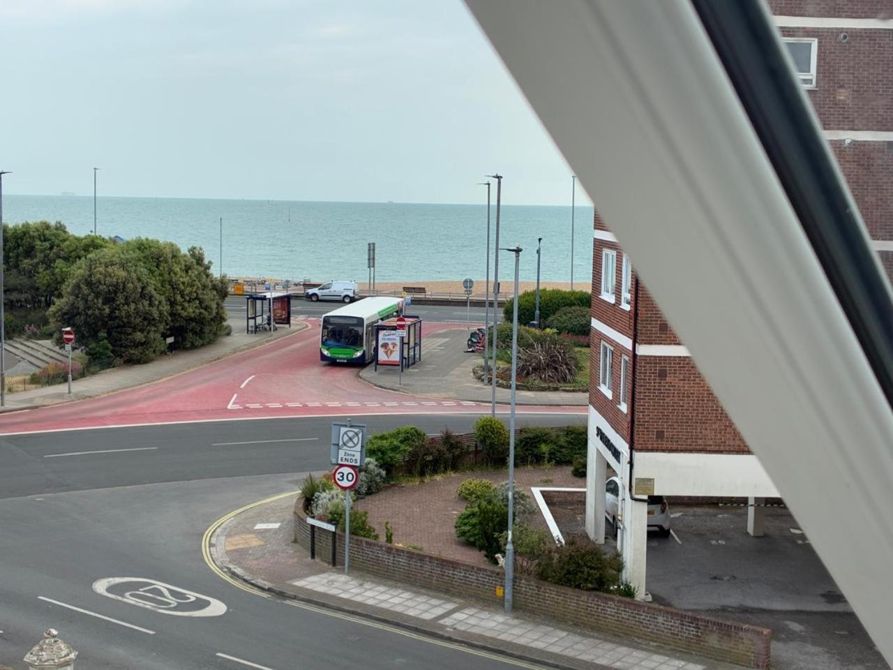 Inn By The Sea, Portsmouth, Parking Ev 22Kw Available 外观 照片