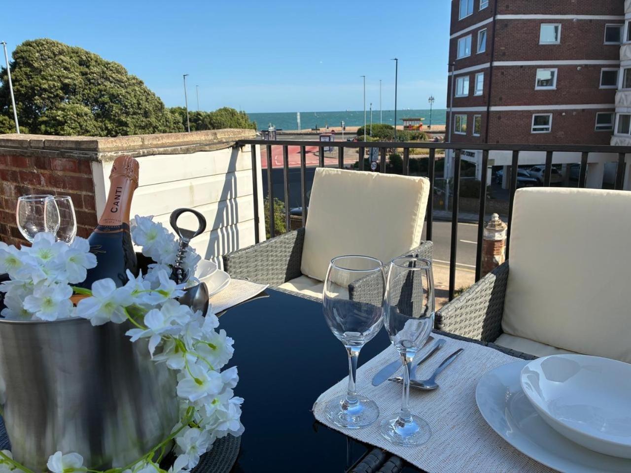 Inn By The Sea, Portsmouth, Parking Ev 22Kw Available 外观 照片